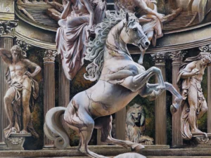 statues